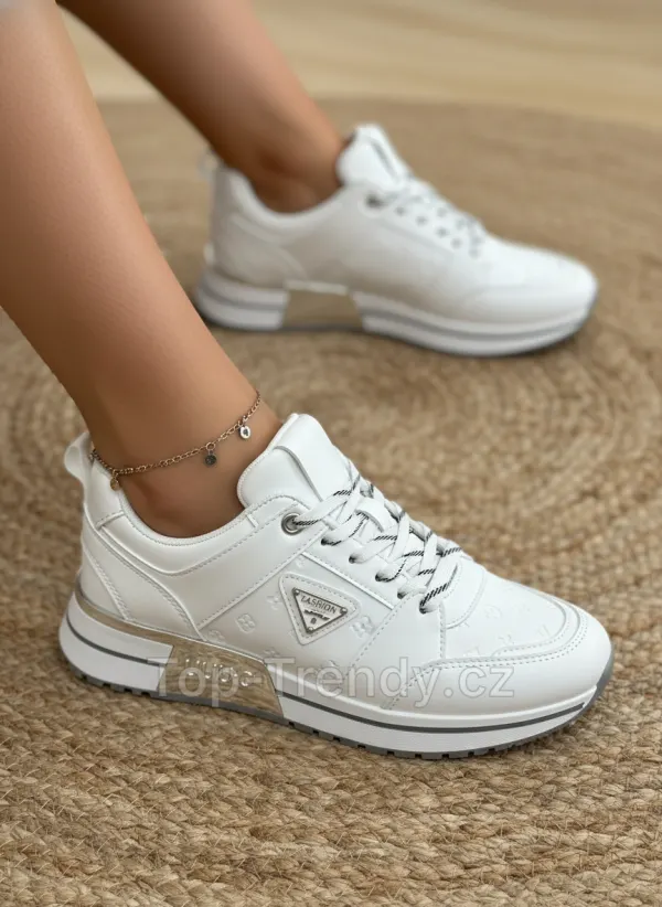 TENISKY STEP