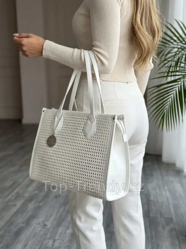 DÁMSKÁ PROŘEZÁVANÁ SHOPPER KABELKA ELYSIA